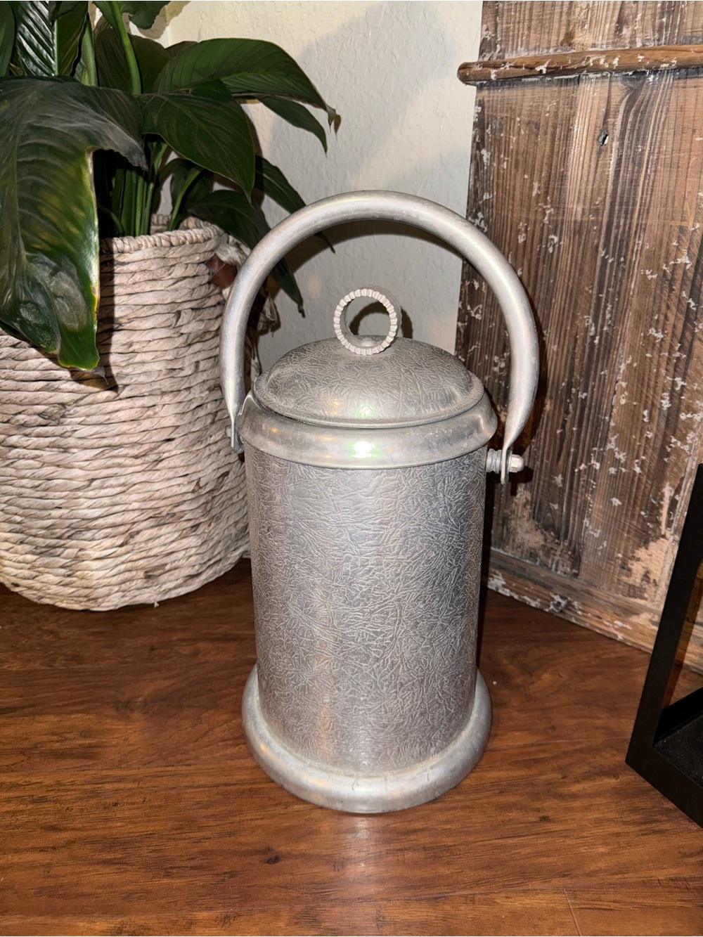 Lrg. Vtg. Ice Bucket Wine Cooler Art Deco Hammered Aluminum & Ceramic Liner 15”